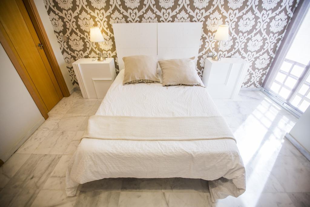 Ab Apartamentos Reding Málaga Buitenkant foto