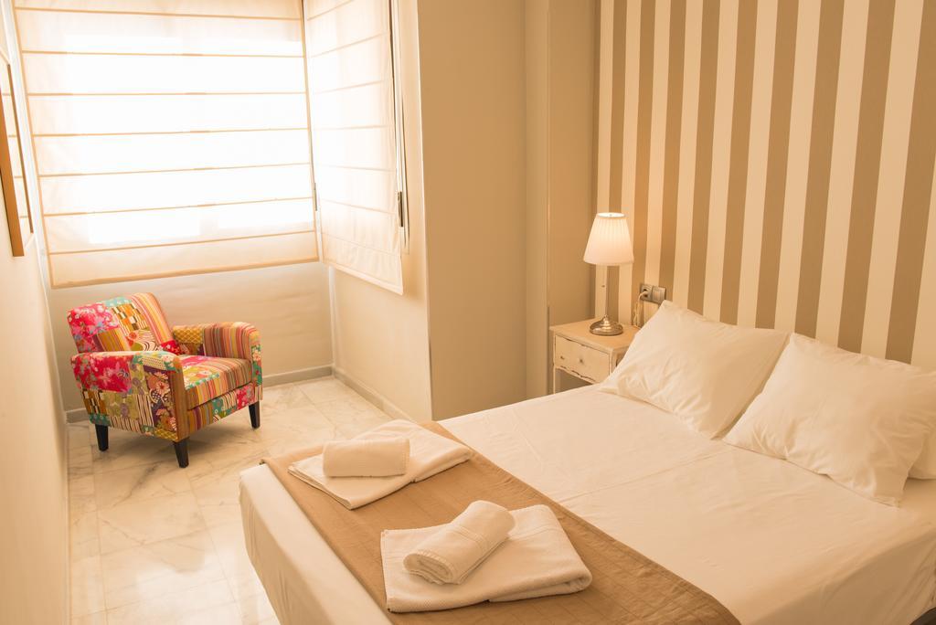 Ab Apartamentos Reding Málaga Buitenkant foto