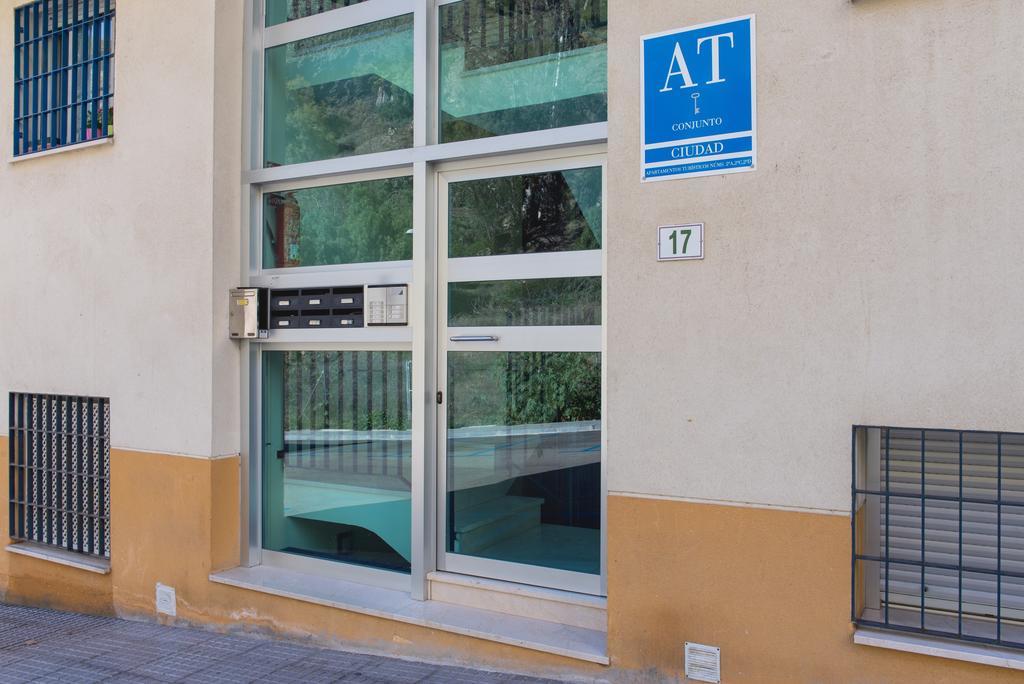 Ab Apartamentos Reding Málaga Buitenkant foto